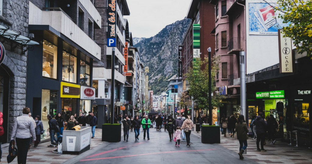 テクノロジーが発展しても最も忘れてはならない商売の原理原則-スマートニュース西口 - 個客をしっかり見ることで、自分事化することが何よりも大切